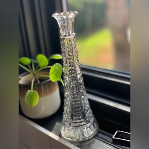 Bud vase / single flower vase or can be use as a candle holder - Picture 2 of 4